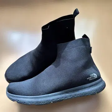 THE NORTH FACE 블랙 숏부츠