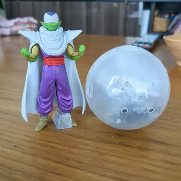 드래곤볼 피콜로 피규어