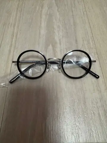 에치젠국 진로쿠작 EZ-028 블랙 라운드 안경 메탈 프레임