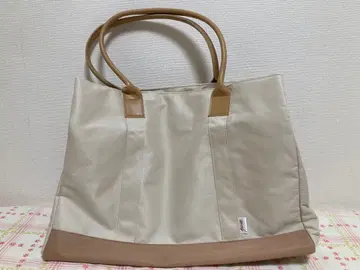 크루아상 베이지 나일론 빅 토트백