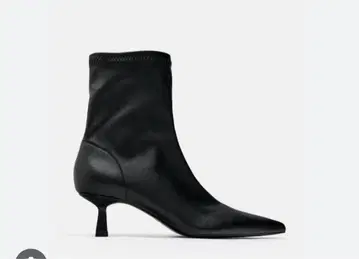 ZARA 블랙 스틸레토 부츠