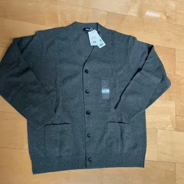 유니클로 가디건 남성용 V넥 olive