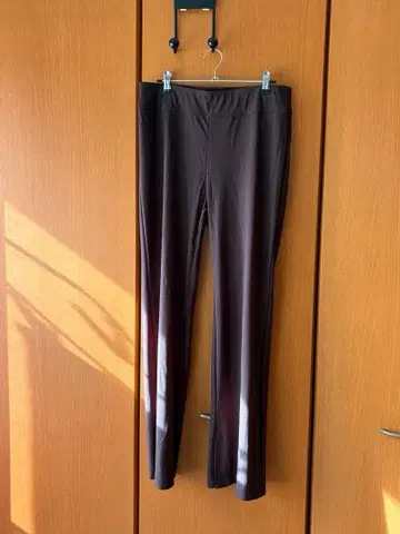 히로코코시노 브라운 팬츠