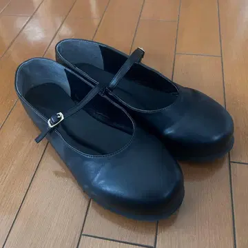 Racbaki 클래식 펌프스 블랙