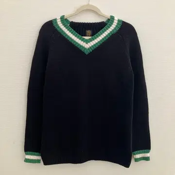 BATONER V넥 스웨터 사이즈 2