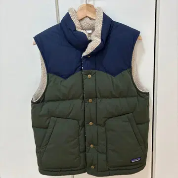 Patagonia 다운 베스트 네이비/올리브
