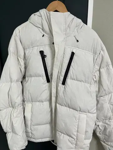 언더아머 다운 자켓 XL