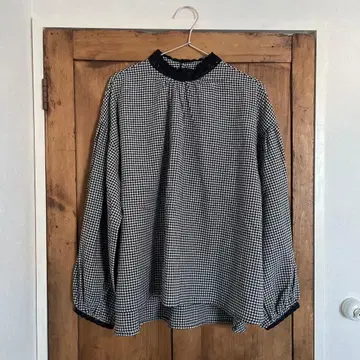 블랙 화이트 깅엄 체크 루즈핏 풀오버 블라우스