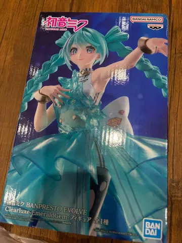 하츠네 미쿠 Clearluxe-EmeraidGem 피규어
