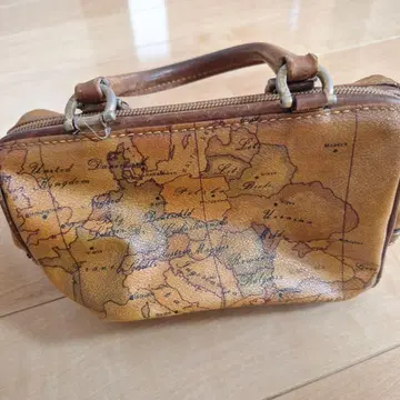 지도 도안 가죽 숄더백