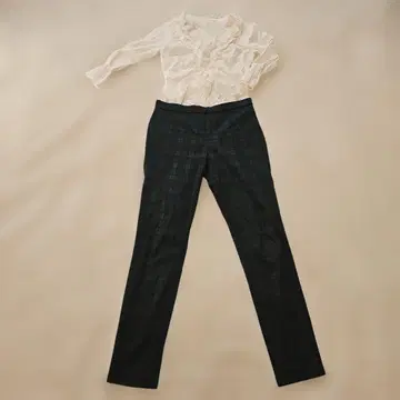 유니클로 그린 체크 무늬 아주 멋진 레깅스 팬츠