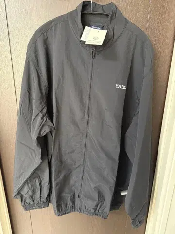 YALE 나일론 점퍼