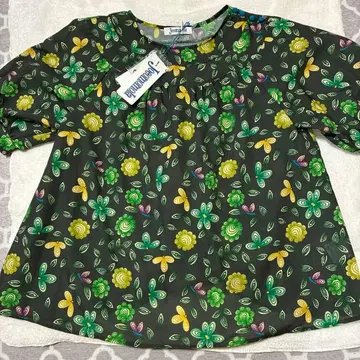 호코모모라 새상품 블라우스