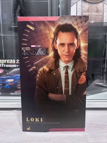 핫토이즈 로키 (사인 미포함)