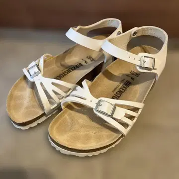 BIRKENSTOCK 화이트 샌들 24cm