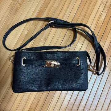 블랙 가죽풍 스마트폰 숄더백