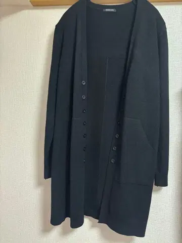 ISHIKAMA LABO 블랙 가디건 긴팔