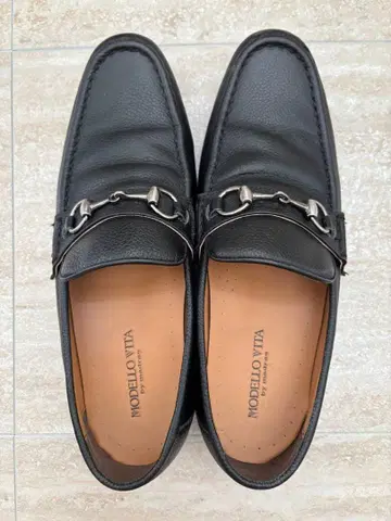 마드라스 MODELLO VITA 블랙 로퍼