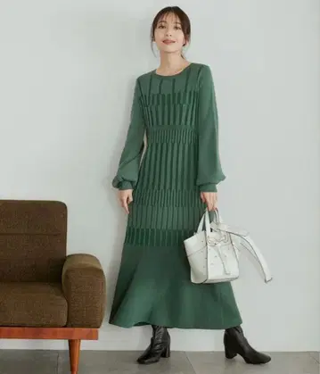 그린 니트 원피스 긴팔 플리츠