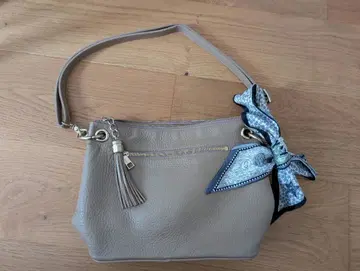 천연 가죽 숄더백 태슬 스카프 참 베이지 계열 고급 럭셔리 출퇴근