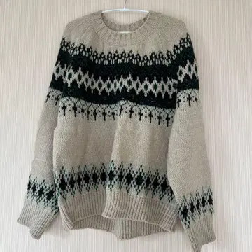 페어아일 패턴 긴팔 니트 스웨터