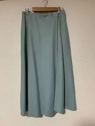 그린 라벨 릴랙싱 플레어 스커트