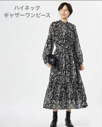 컨디션 최상 PLST 워셔블 올 패턴 하이넥 개더 원피스 23 모델