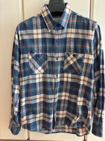 체크 무늬 플란넬 셔츠 긴팔