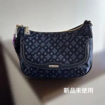 크리스천 올리비에 숄더백 미사용 새상품