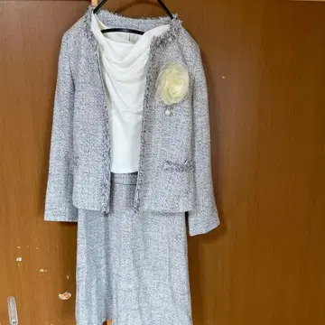 그레이 트위드 수트 세트