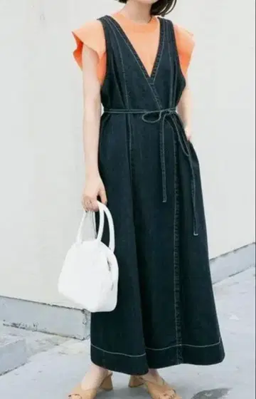 다크 데님 V넥 맥시 원피스