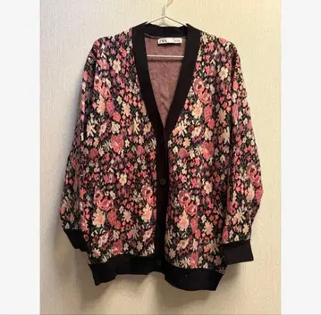 ZARA 꽃무늬 긴팔 가디건