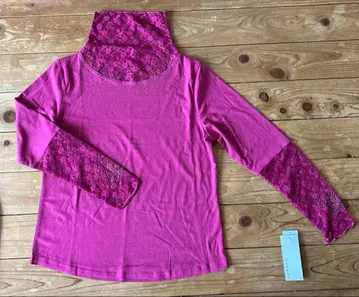 핑크 긴팔 상의 레이스 하이넥