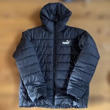 PUMA 블랙 다운 자켓 후드 부착