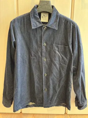 네이비 긴팔 셔츠