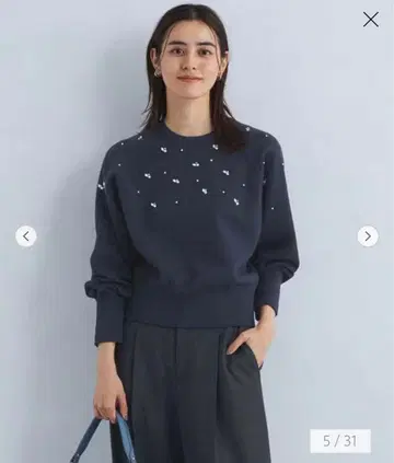 그린 라벨 릴랙싱 스파클 비쥬 니트 풀오버