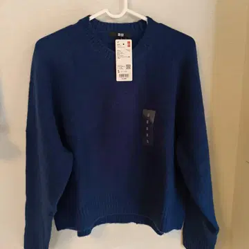 [ 주말 한정판 가격 인하 ] 수플레얀 크루넥 스웨터 S 파랑