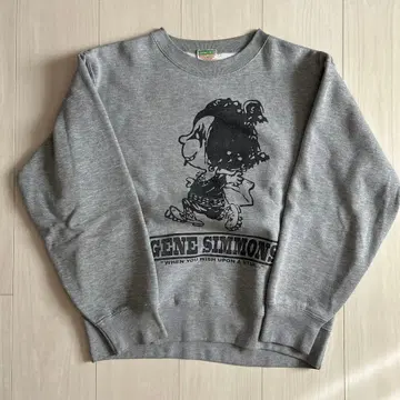 피넛 x GENE SIMMONS KISS 콜라보 맨투맨 스누피