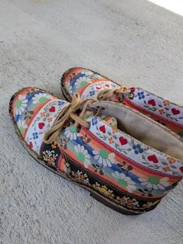 Clarks Originals 꽃무늬 스니커즈