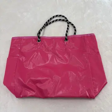 핑크 비닐 백 외 포켓 부착