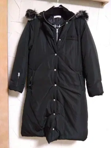 후드 부착 롱 코트