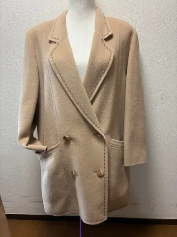 울 혼방 더블 브레스트 피코트 베이지