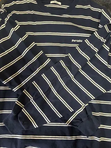 Perushu 네이비/화이트 스트라이프 긴팔 티셔츠