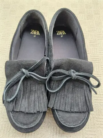 ZARA 프린지 프릿 스웨이드 로퍼 37 사이즈