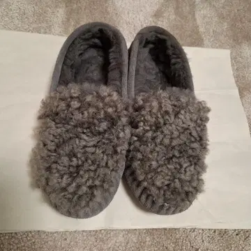 에뮤 EMU 양가죽 케언즈 컬리 퍼