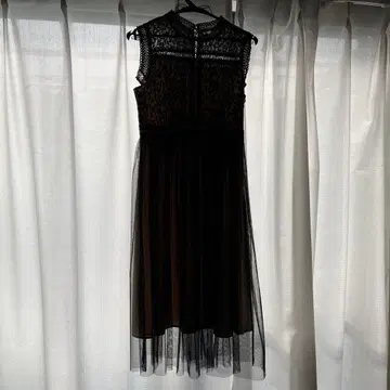 레이스 슬리브리스 원피스