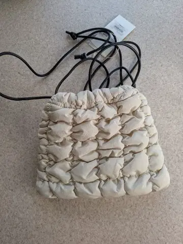 새상품 스마트폰 베이지 숄더백