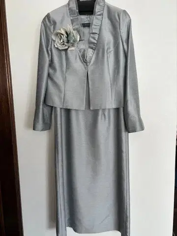 la Festa chic 실버 자켓과 롱 드레스 세트 결혼식