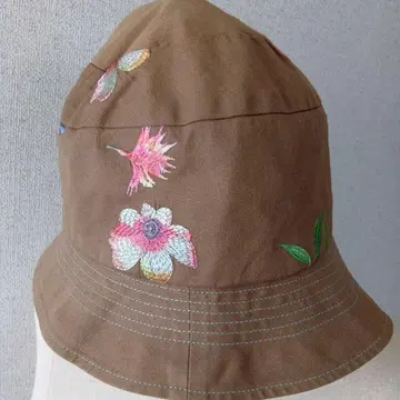 새상품급 브라운 꽃무늬 자수 버킷햇