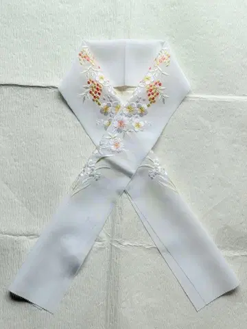 순수 실크 자수 장식용 깃: 미후지(미사용 새상품) 후리소데 예복용